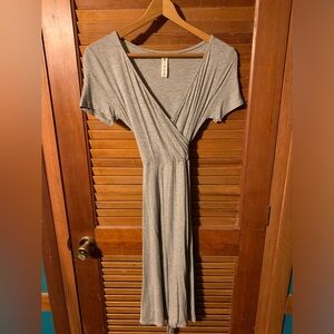 NWOT xs Vanilla Bay grey wrap dress